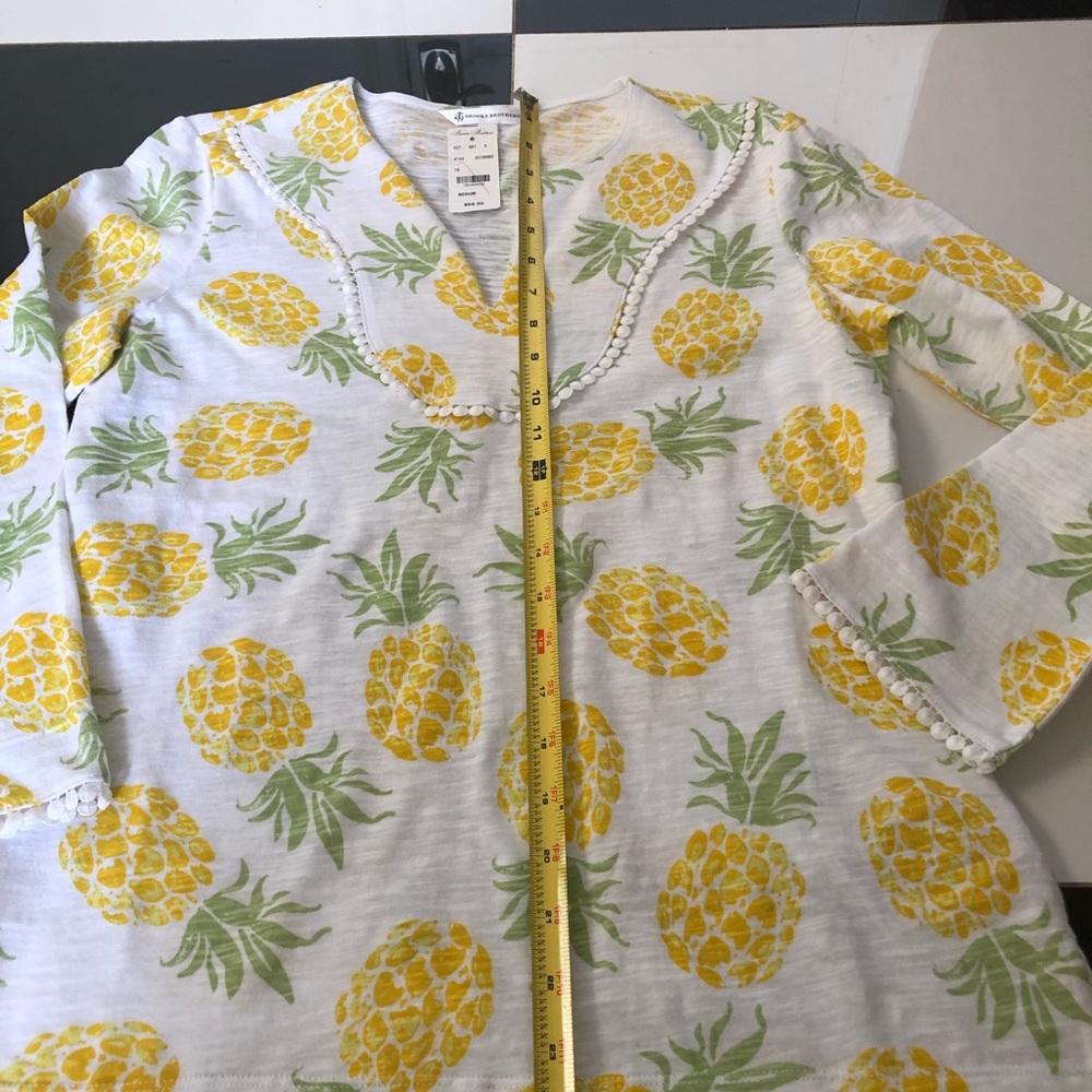 Brooks Brothers pineapple 3/4 sleeve top. NWT Sz M - Picture 5 of 5